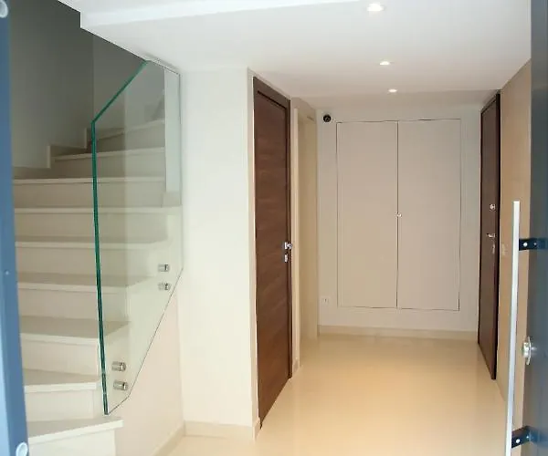 Bed & Breakfast Antigua 3*